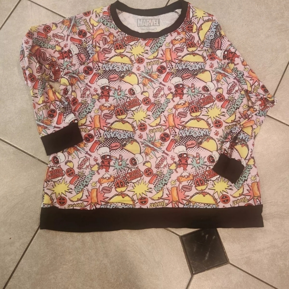 Deapool sweatshirt